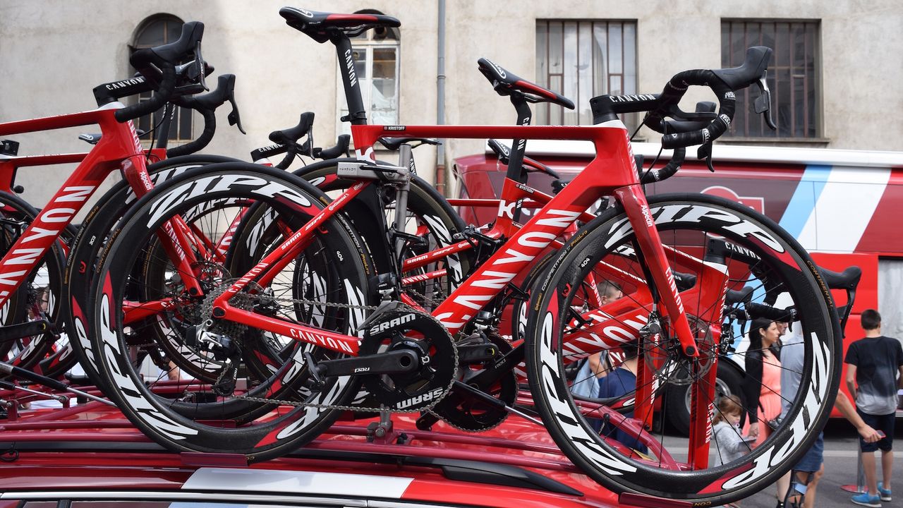 Alexander Kristoff and Rick Zabel had disc versions of the Canyon Aeroad as spare bikes