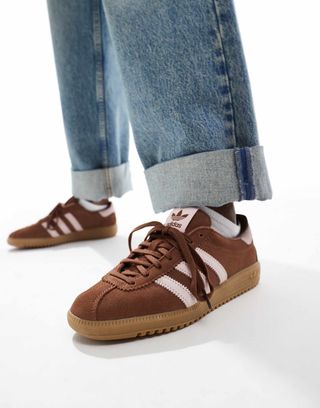 Adidas Originals Bermuda Trainers in Brown