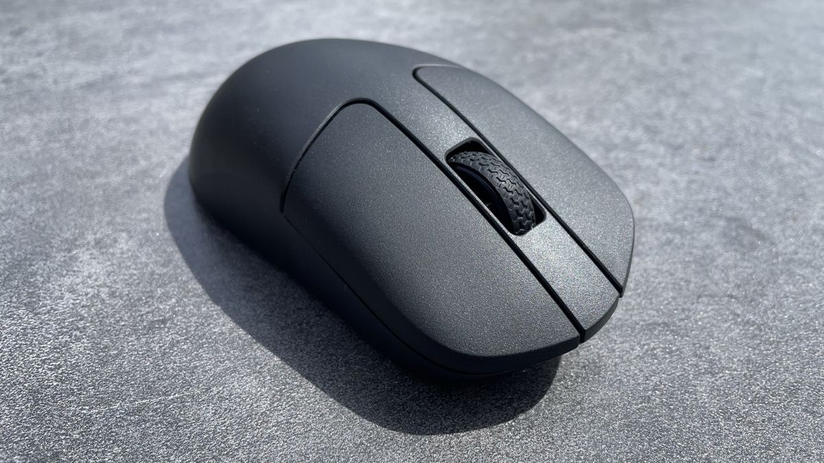 The Keychron M7 mouse.