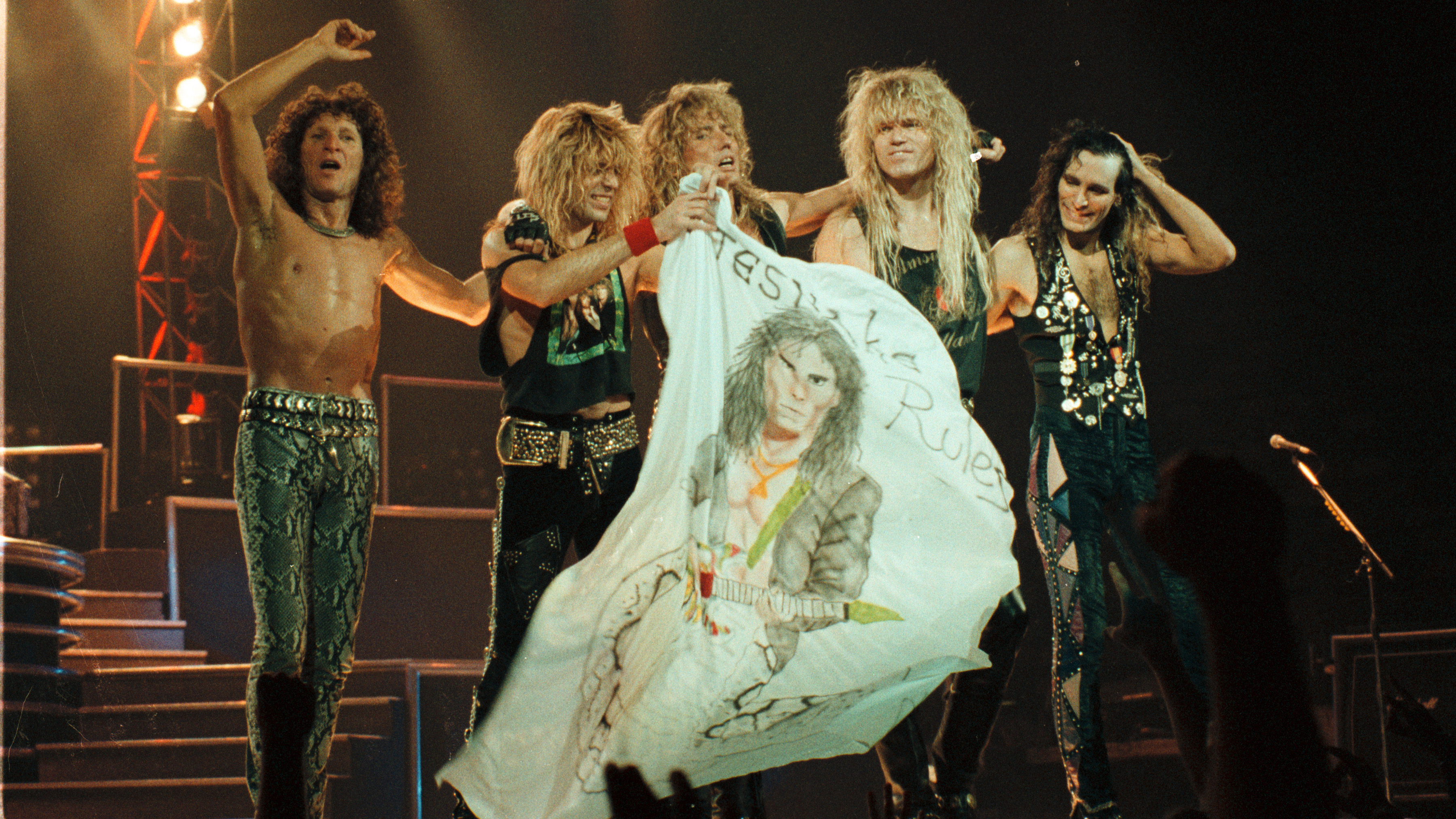 Whitesnake in 1990