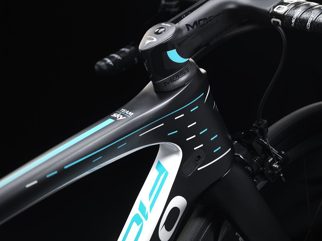 The dot-dash data driven design from 2017 is retained on the frameset
