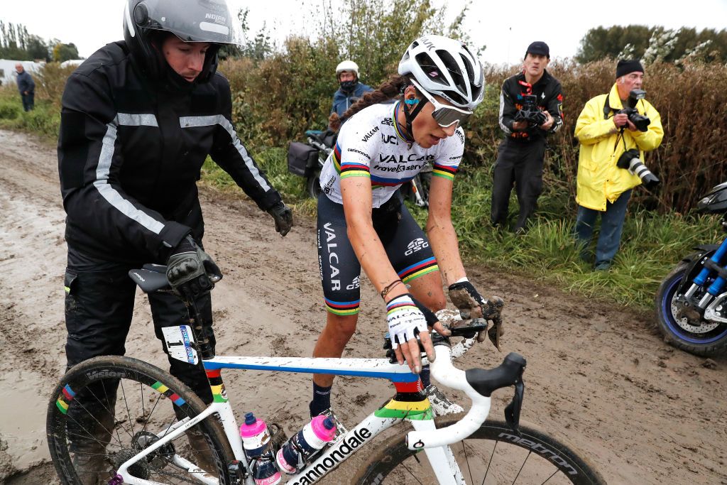 ROUBAIX FRANCE OCTOBER 02 Elisa Balsamo of Italy and Team Valcar Travel Service world Champion Jersey crashes in cobblestones sector during the 1st ParisRoubaix 2021 Womens Elite a 1164km race from Denain to Roubaix ParisRoubaixFemmes ParisRoubaix on October 02 2021 in Roubaix France Photo by Bas CzerwinskiGetty Images