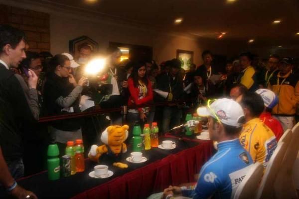 Facing the press conference