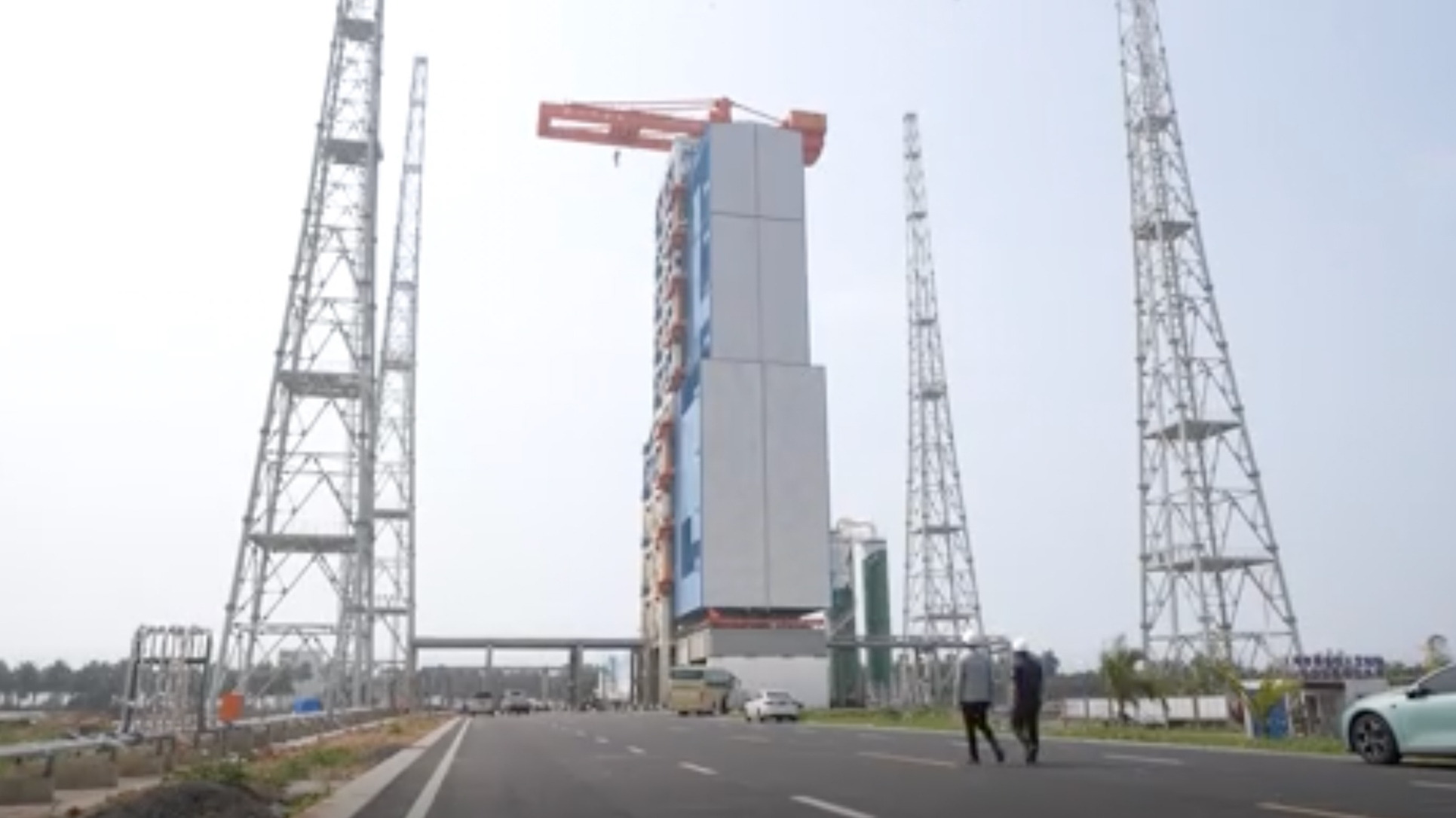 China putting finishing touches on seaside spaceport for commercial launches (video)
