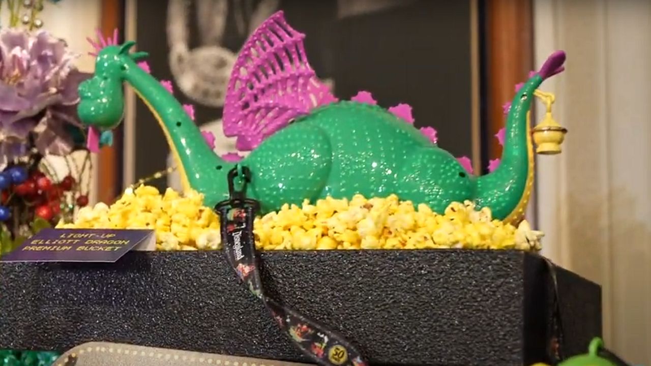 Elliot premium popcorn bucket