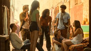 Drew Starkey as Rafe, Rudy Pankow as JJ, Madison Bailey as Kiara, Carlacia Grant as Cleo, Chase Stokes as John B, Jonathan Daviss as Pope, Madelyn Cline as Sarah Cameron in episode 410 of Outer Banks