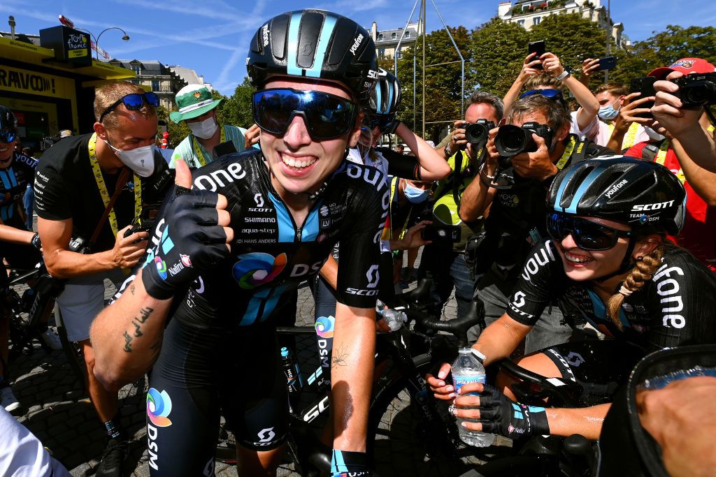 PARIS FRANCE JULY 24 Stage winner Lorena Wiebes of Netherlands and Team DSM Women reacts after the 1st Tour de France Femmes 2022 Stage 1 a 817km stage from Paris Tour Eiffel to Paris Champslyses TDFF UCIWWT on July 24 2022 in Paris France Photo by Tim de WaeleGetty Images