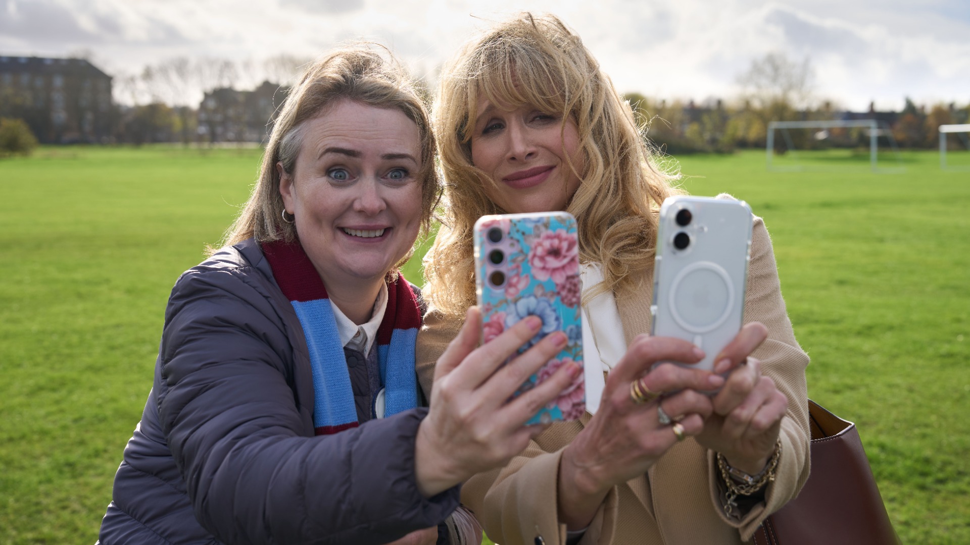 Anne (PHILIPPA DUNNE);Amanda (LUCY PUNCH) in Amandaland season 2