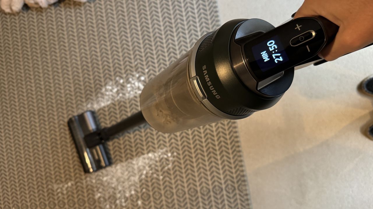 Samsung Jet 85 Pet cordless vacuum on test