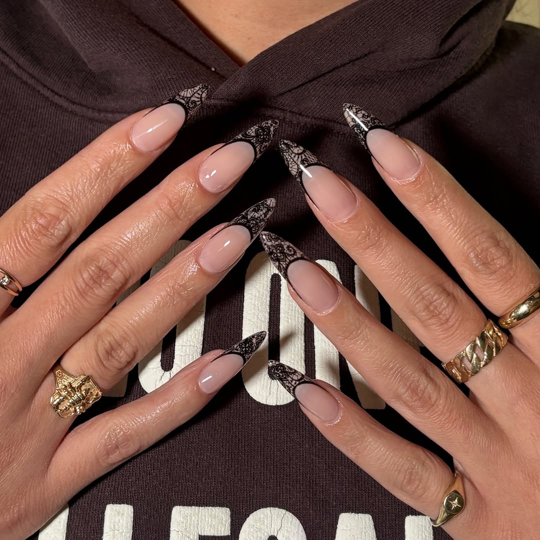 lace french manicure