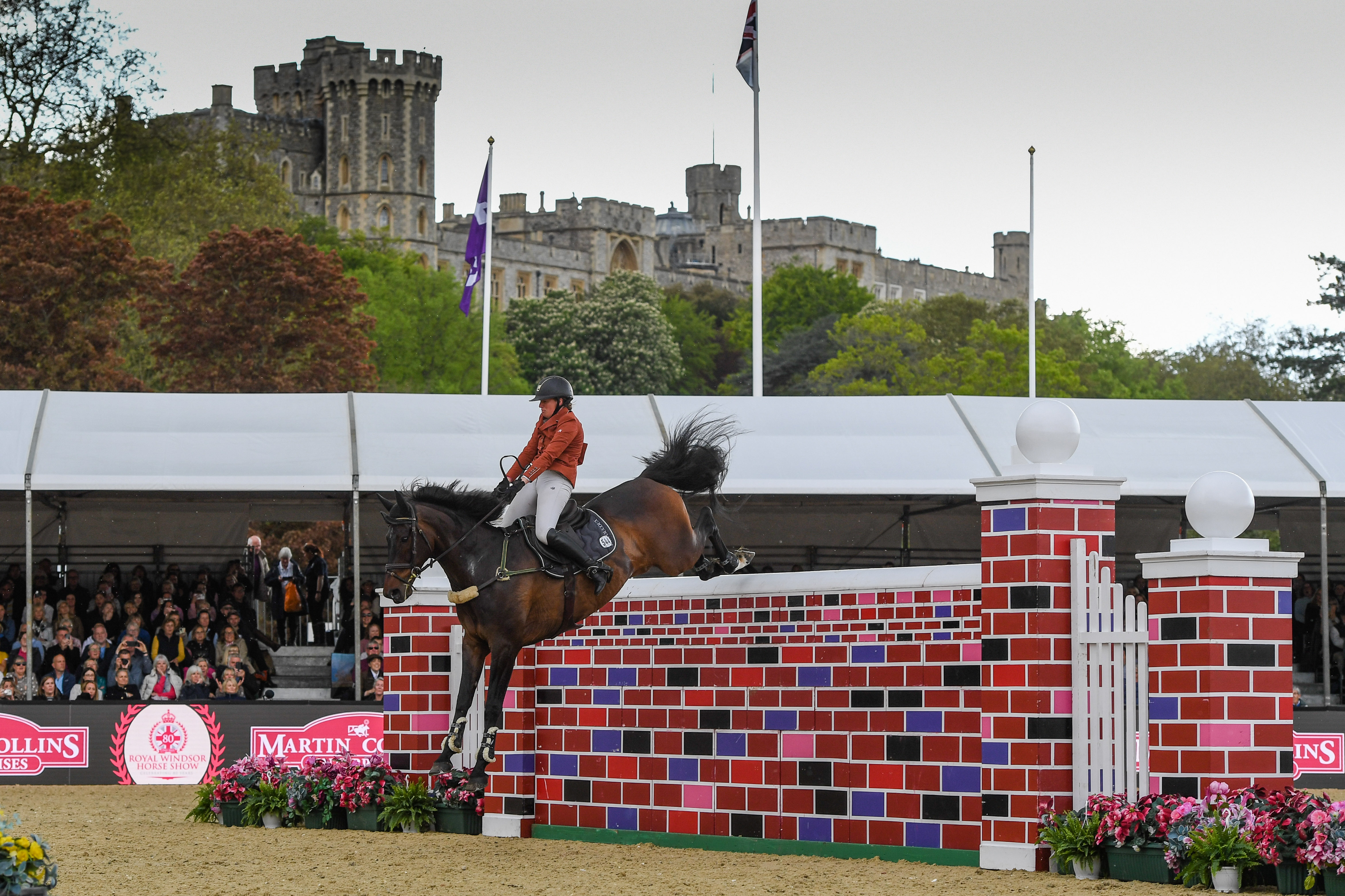 Royal Windsor Horse Show puissance -Nici Wilson and Guaranteed Quality in the puissance at Royal Windsor Horse Show