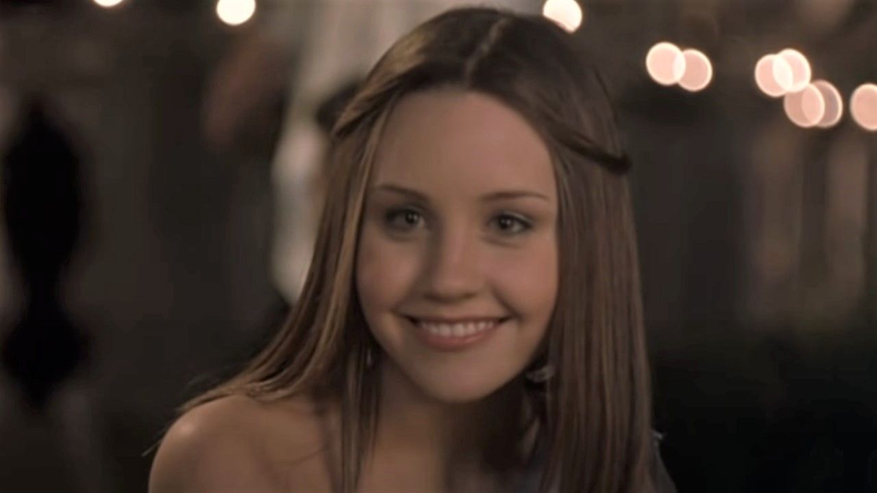 Amanda how. Аманда Байнс фильмы 2003. Amanda Bynes кадры. Аманда Байнс в фильме чего хочет девушка. Amanda Bynes кадры из фильмов.