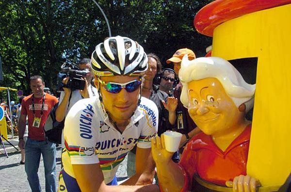 Tom Boonen (Quick.Step) fancies un caf&eacute;