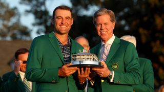 Scottie Scheffler and Fred Ridley at the 2022 Masters ceremony
