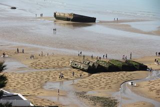 fallen soldiers sand art