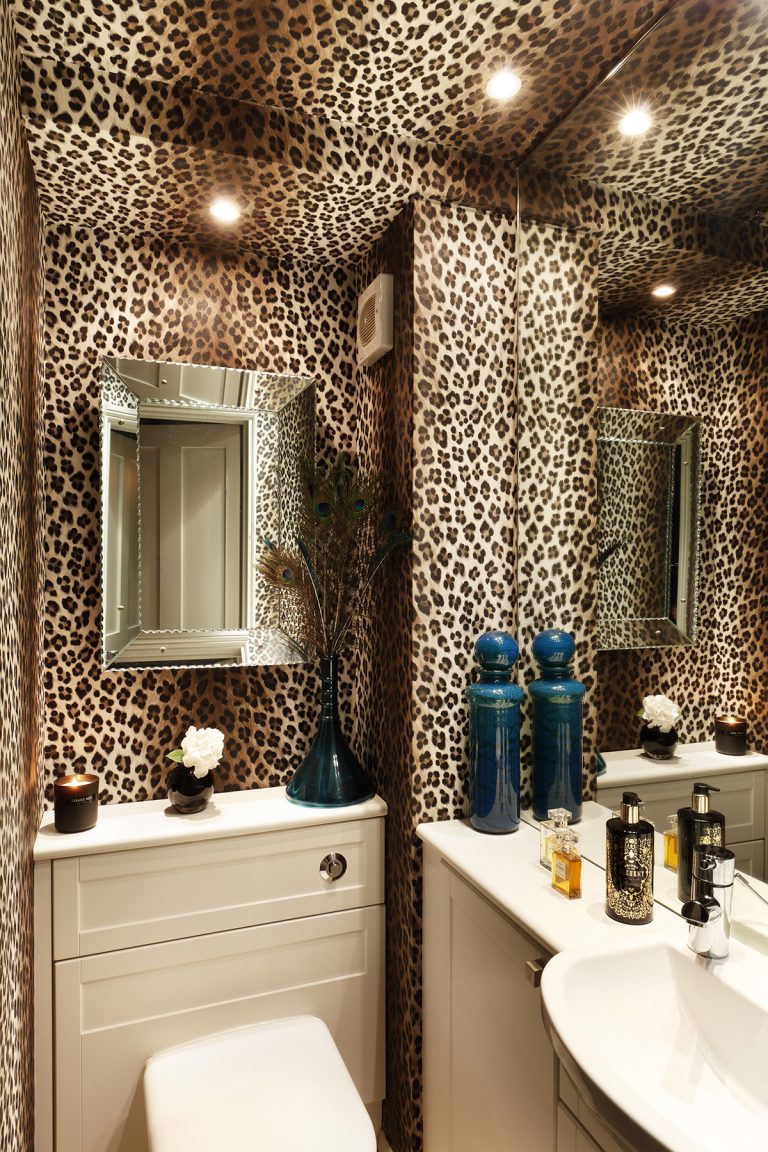 leopard print wallpaper
