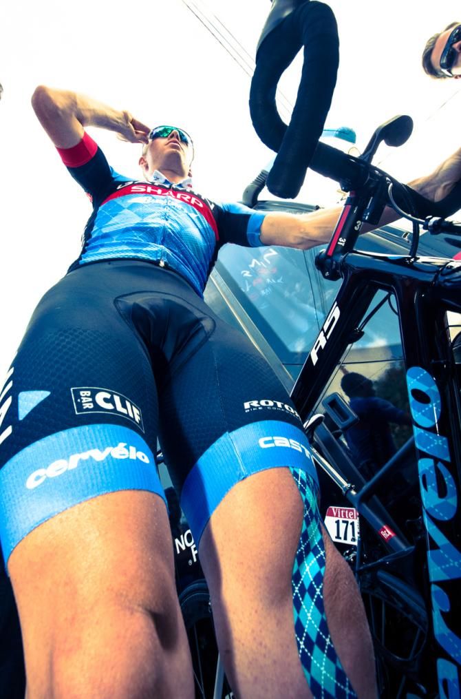 Andrew Talansky rides off to the starting podium to sign on for the race in Bourg D&rsquo;Oisans