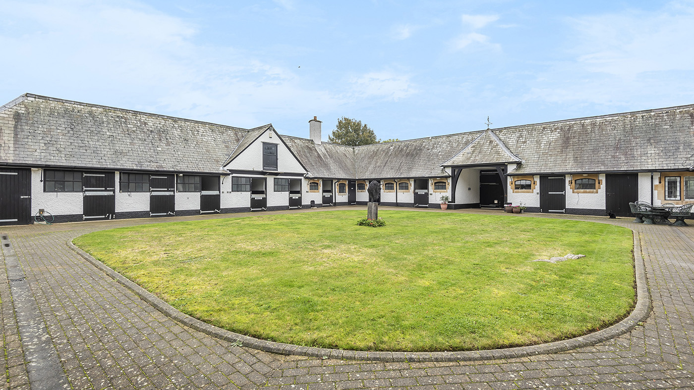 White Horse Stables, Newmarket
