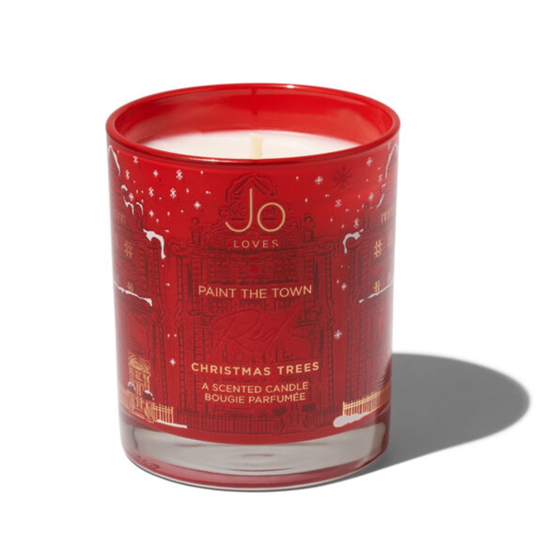 Jo Loves Christmas Tree