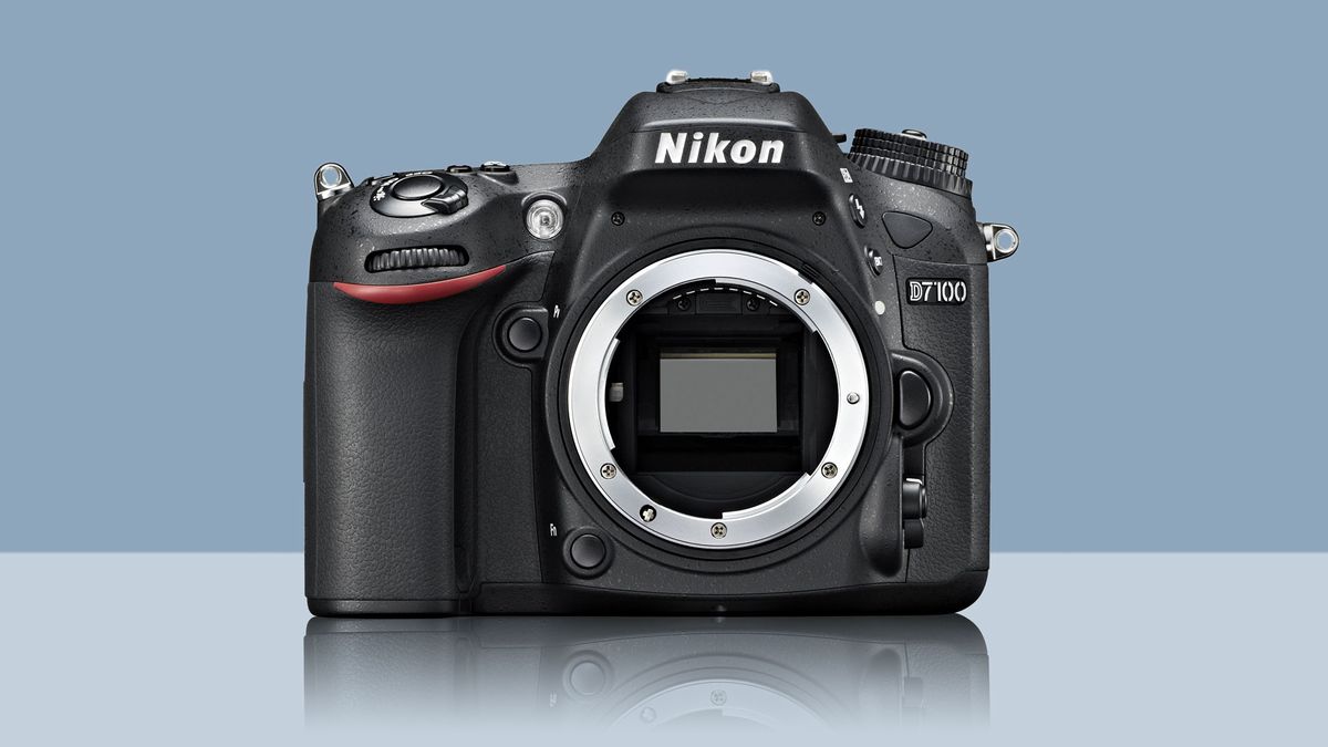 Build quality and handling - Nikon D7100 review - Page 2 | TechRadar