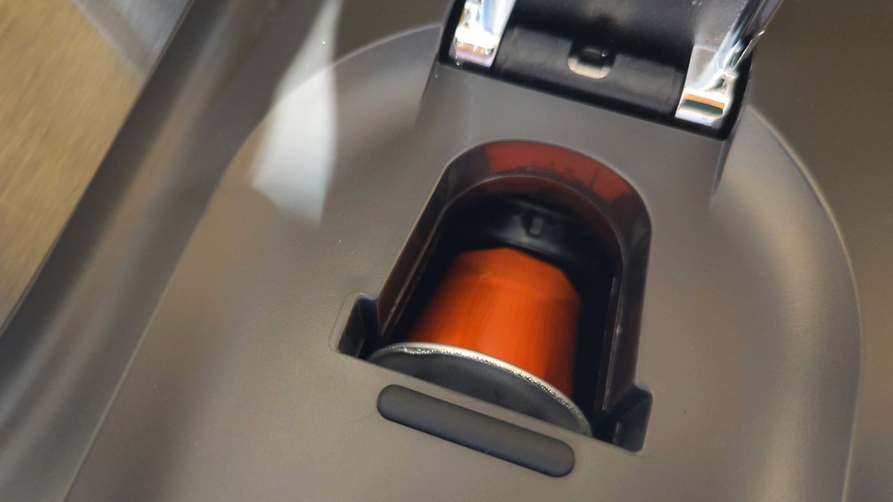 Coffee capsule in Ninja Prestige Dual-Brew System