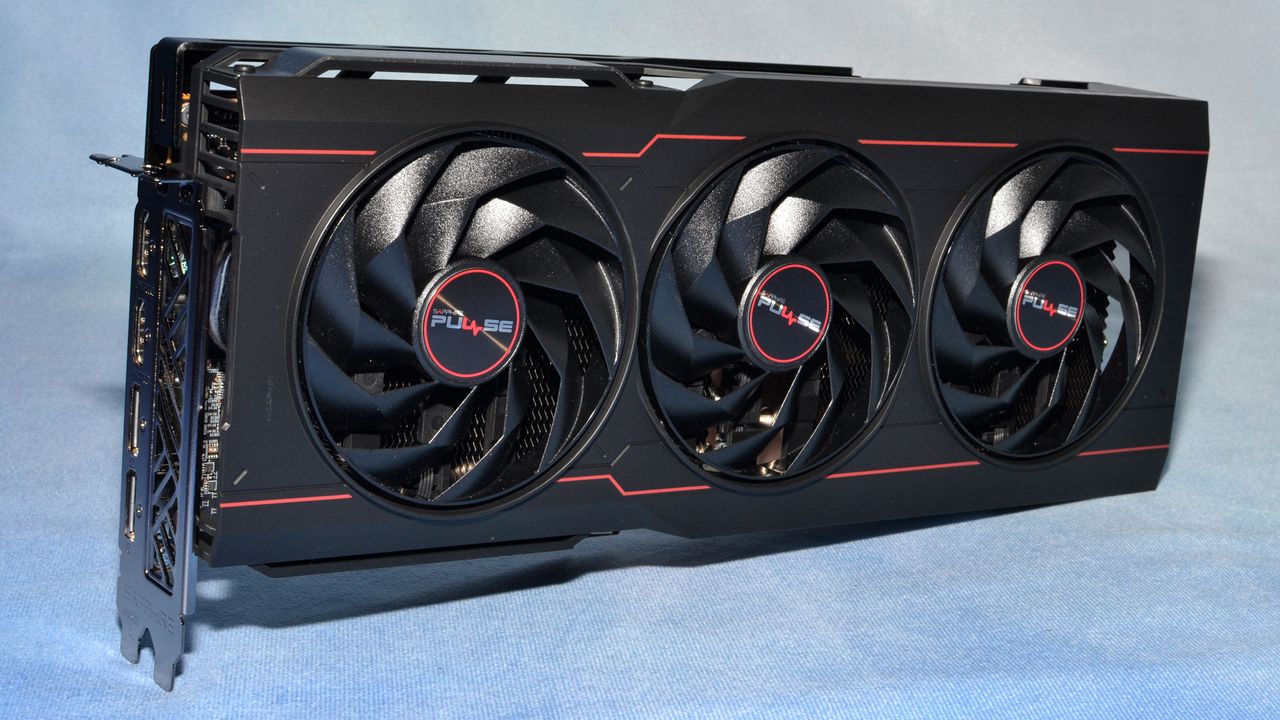 Sapphire RX 7900 XT Pulse photos and unboxing