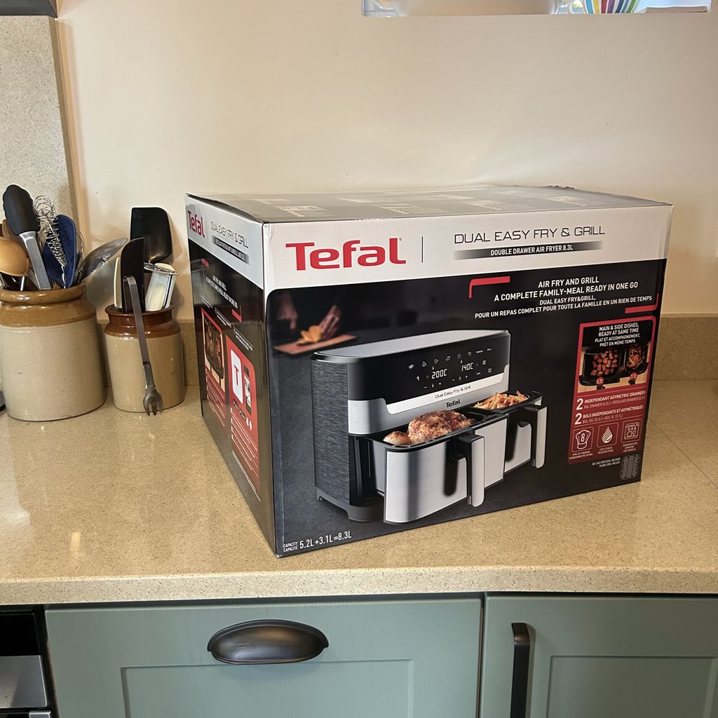 Accessori Per Friggitrice Ad Aria Tefal Easy Fry Dual Air Fryer, Set Completo Per Dual Basket Airfryer Serie 3000: Stampi In Silicone, Spruzzino Per Olio, Griglia, Pirottini Per Muffin E Tanto Altro