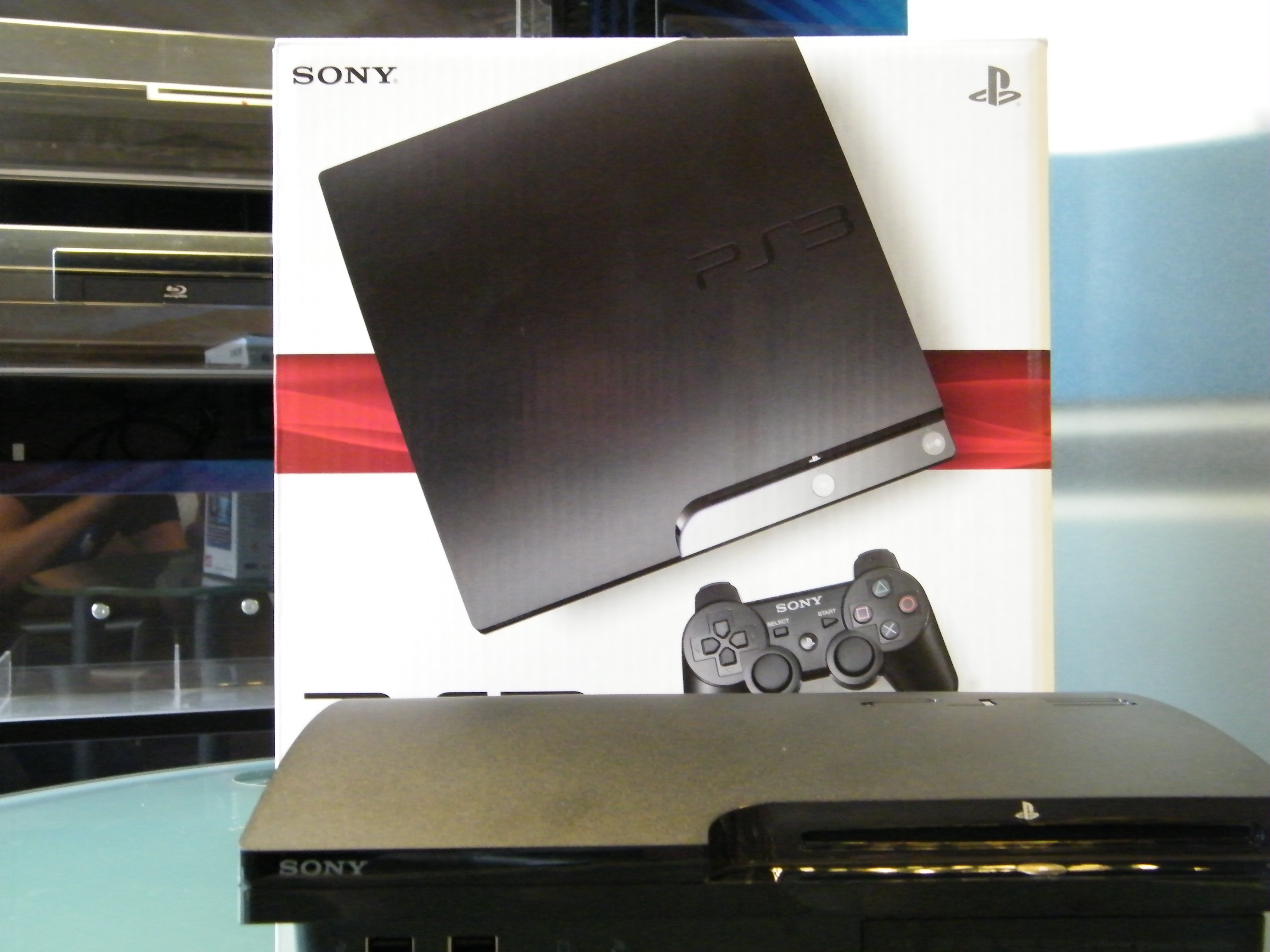 Sony PlayStation 4 Slim Unboxing, Setup and Impressions 