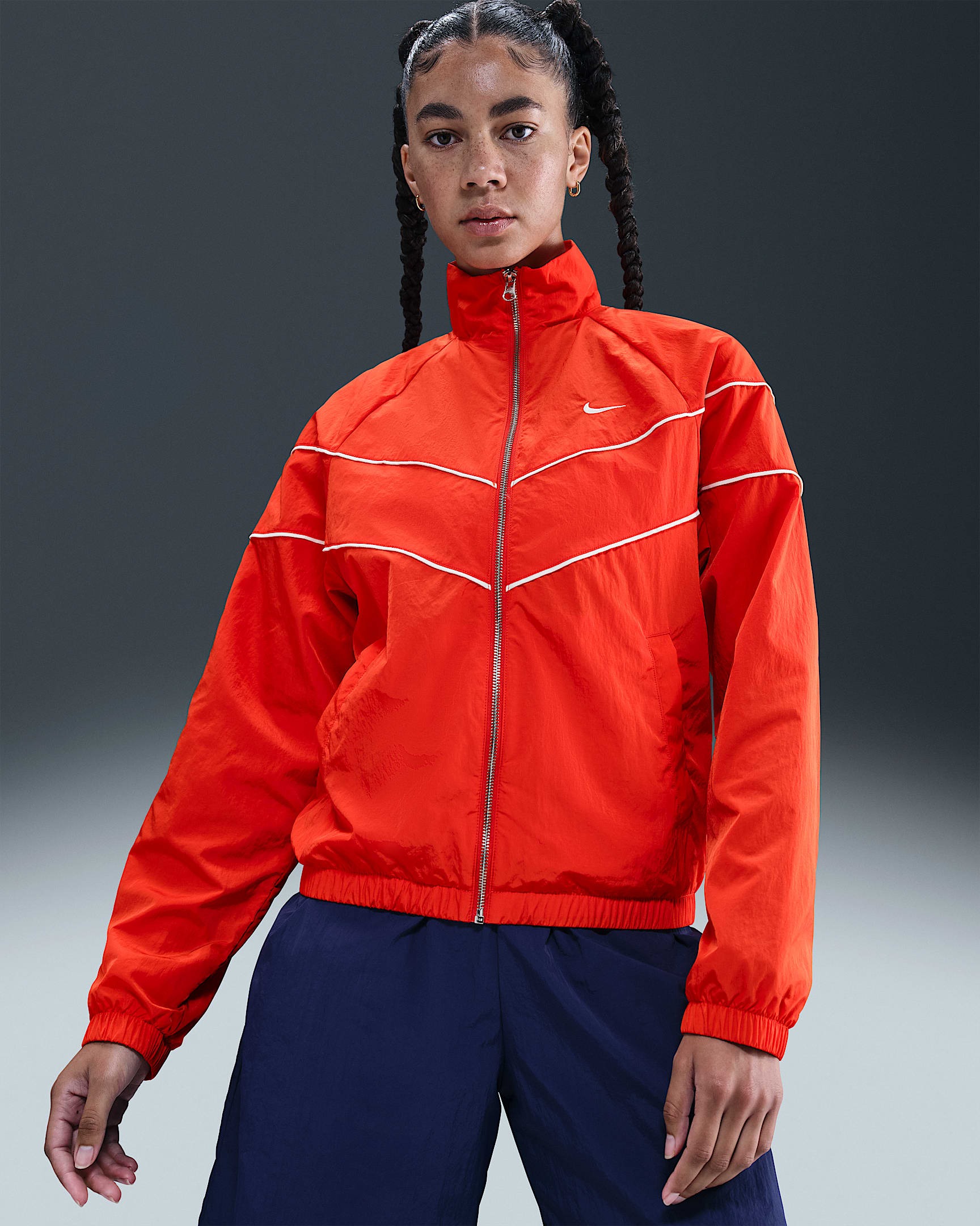Nike Windrunner Women&#039;s Loose Uv Woven Full-Zip Jacket
