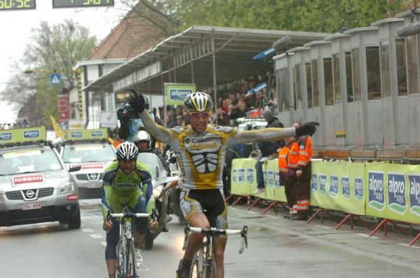 Edvald Boasson Hagen wins the race in 2009. In his post-race press conference he admitted he'd never heard of Sean Kelly