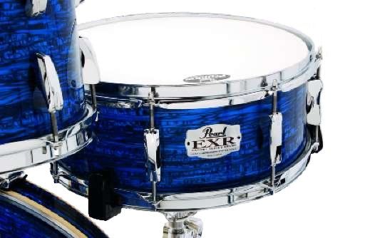 The snare delivers crispness and crunch.