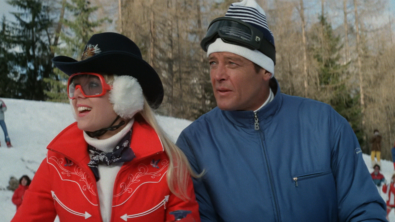 James Bond and a woman in ski wear in For Your Eyes Only
