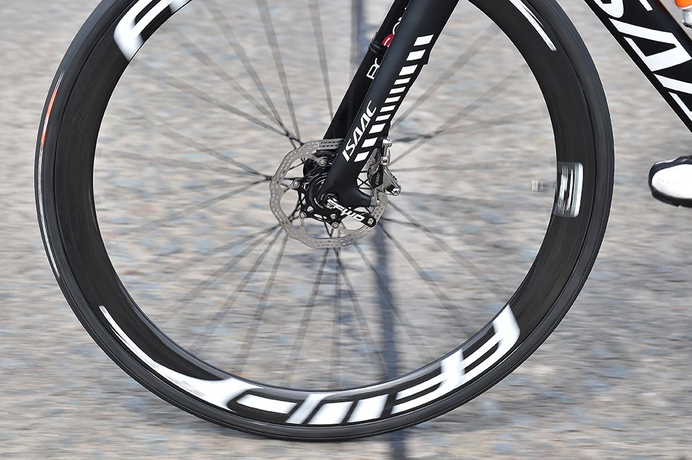 Team Roompot is running SRAM disc brakes at the Eneco Tour