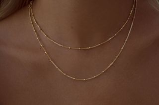 Kate Middleton gold necklace Spells of Love