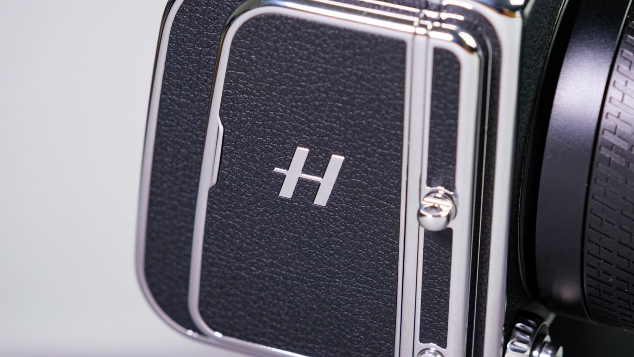 The Hasselblad 907X + CFV 100C against a gray background