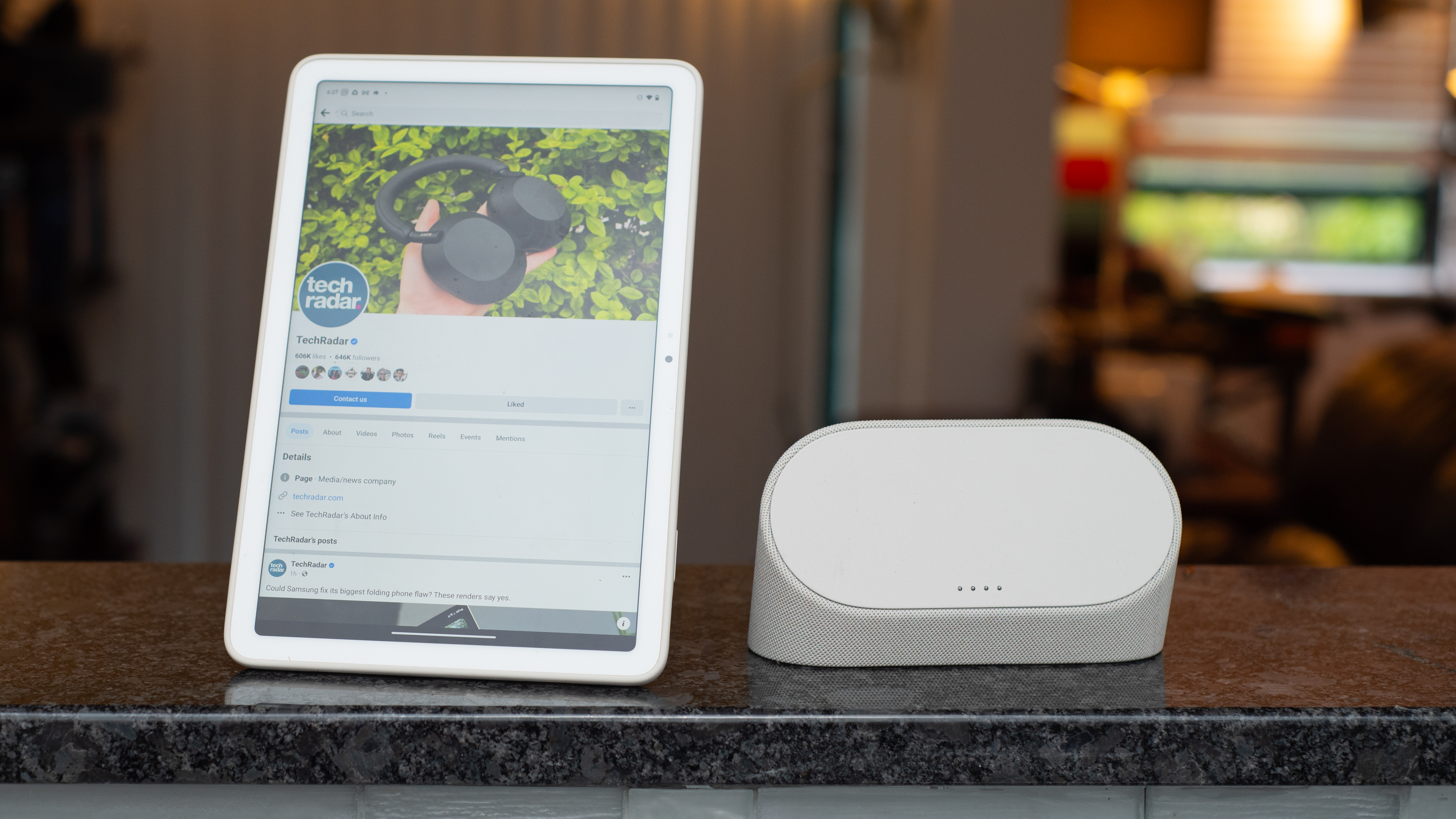 Google Pixel Tablet with speaker dock