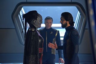 Pike agrees to go get the time crystal, if only to end the argument between L'Rell (Mary Chieffo) and Tyler (Shazad Latif).