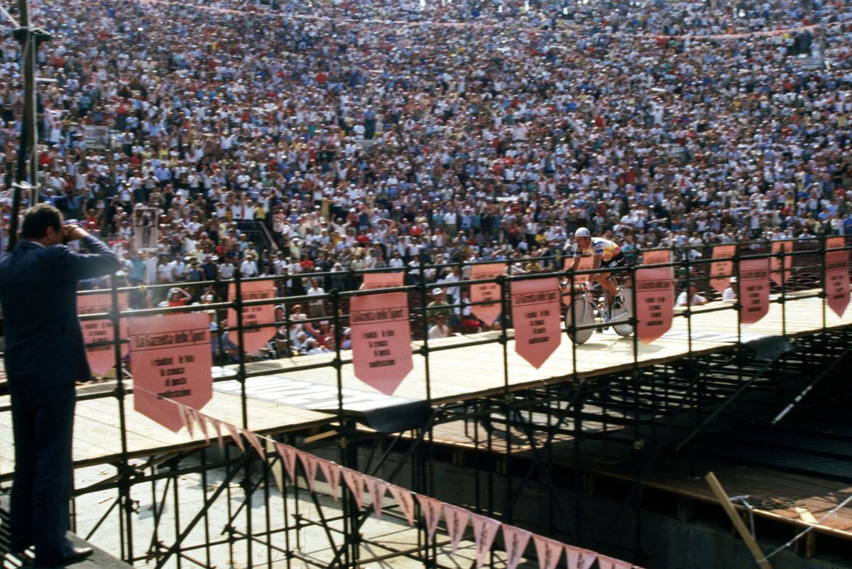 The crowds inside the Arena