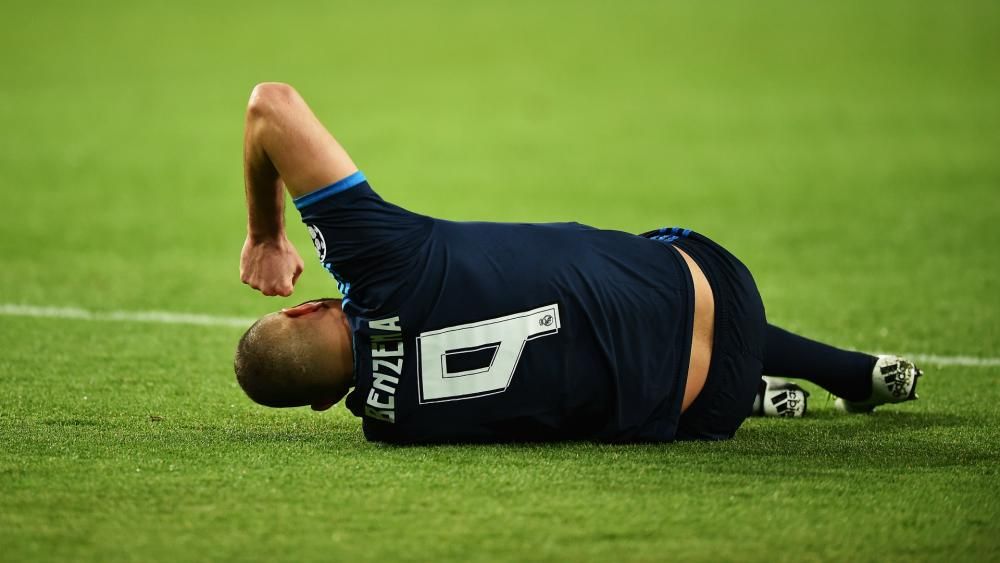 Benzema injury worry for Madrid ahead of City clash ...