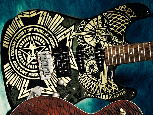 Squier Stratocaster Obey Dissent £270