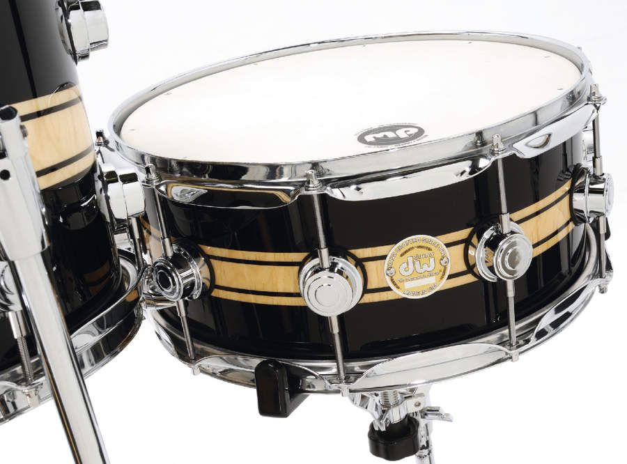 The snare's throaty centre slap and refi ned crunch can be hit on with a little tinkering to fi nd the right balance