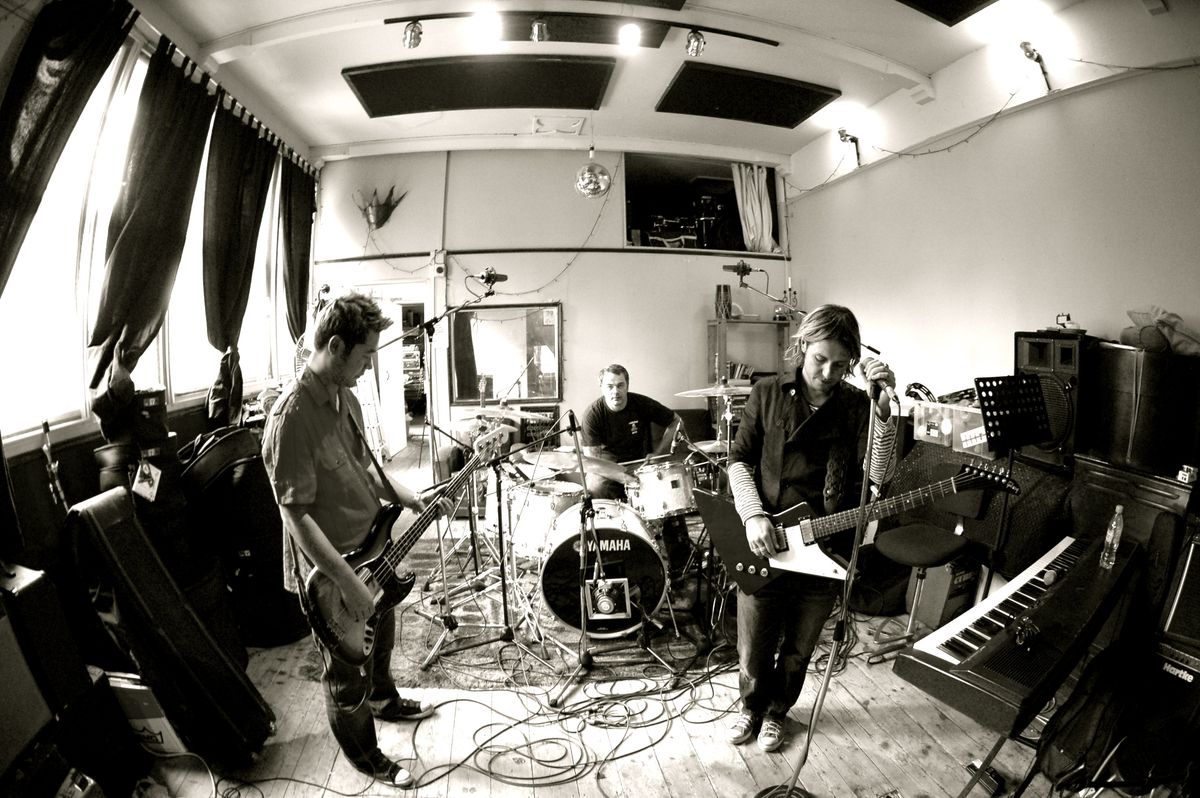 7Digital teams up with Feeder in new band hunt TechRadar