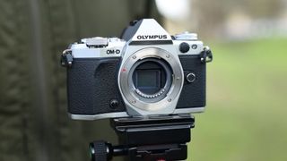 Olympus OM-D E-M5 II