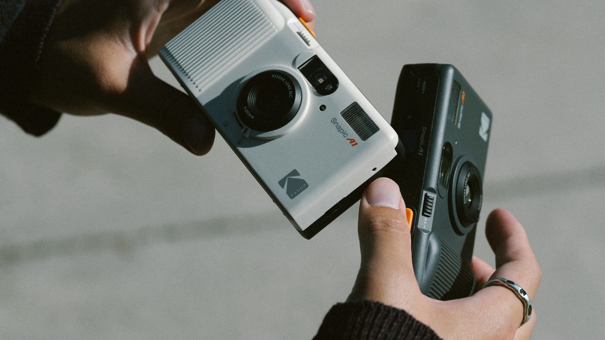 The Kodak Snapic A1 used by a photographer