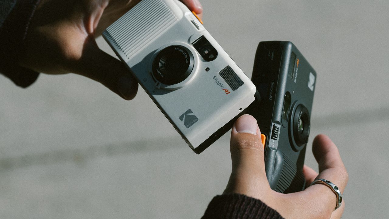 The Kodak Snapic A1 used by a photographer