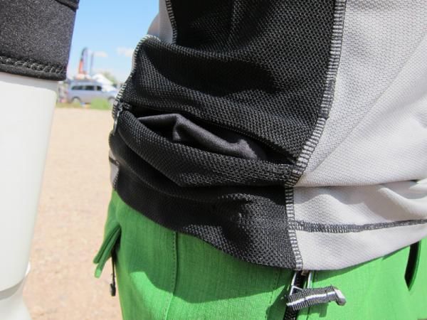 The hidden side pocket on the Khyber and Ambush jerseys doubles as a goggle wipe.