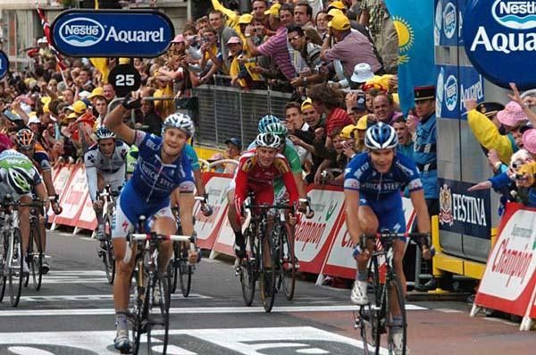Boonen celebrates the win of his usual leadout man.