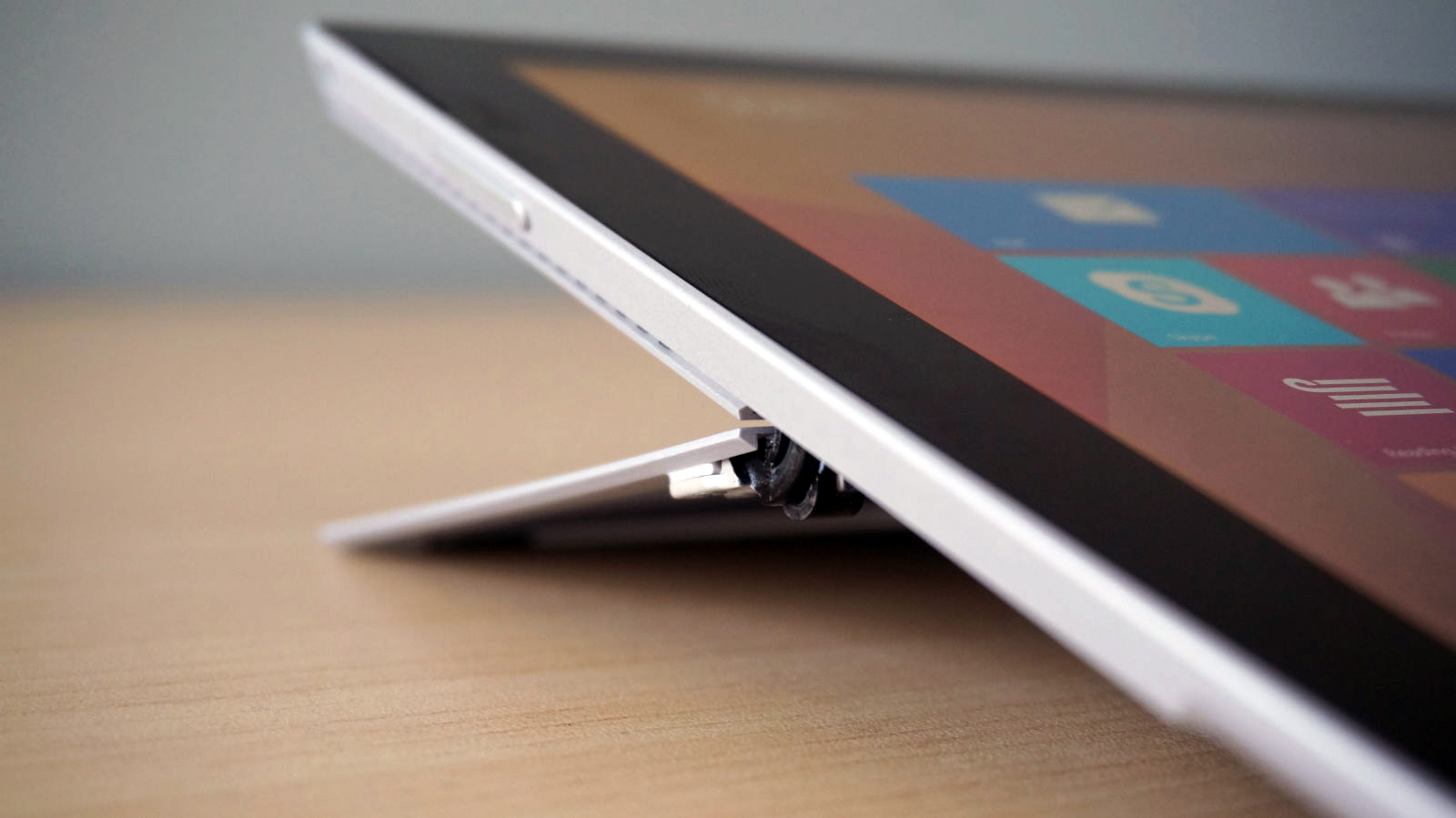 Report: Surface Mini may still arrive when Microsoft launches Office touch