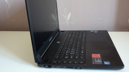 Gigabyte P37X side