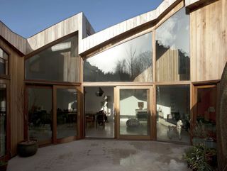Waddington Studios by Featherstone Young Architects